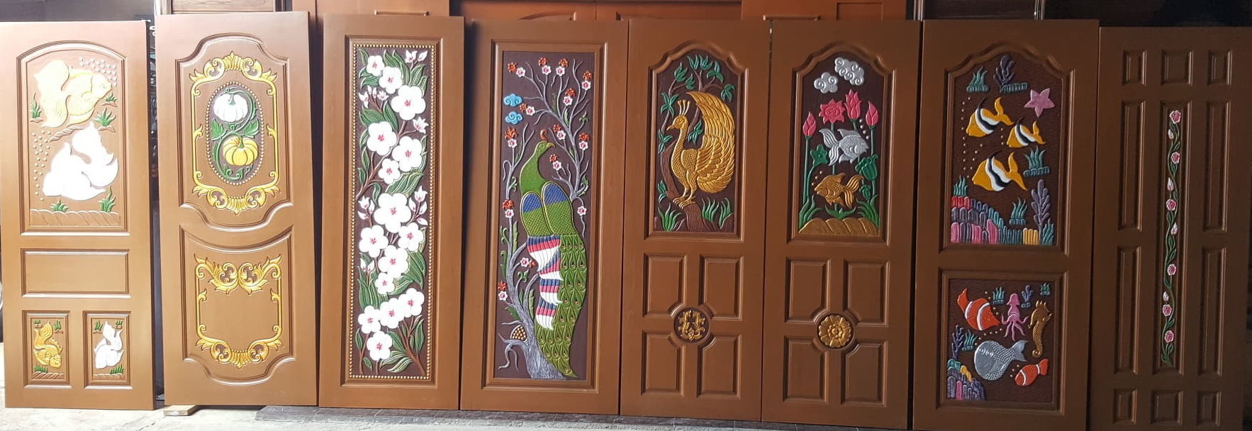 ประตู ประตูไม้ บานประตูไม้ ประตูไม้สัก